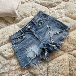 BLANK NYC “THE LENOX” DENIM SHORTS SIZE 28